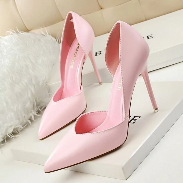 stilletos